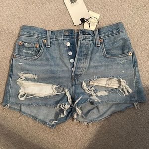 Levi denim shorts 501